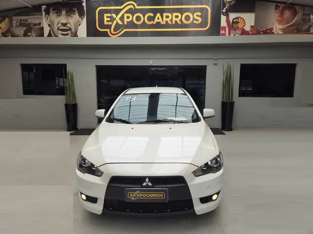 Carro Mitsubishi Lancer 2019 2.0 16V HL-T CVT