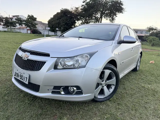 Carro Chevrolet Cruze Sport6 2014 LT 1.8 16V Ecotec (Flex)