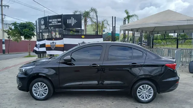 Carro Fiat Cronos 2023 1.0 (Flex) MT