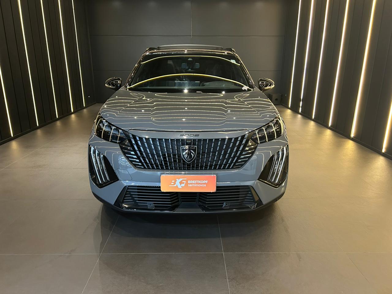 Peugeot-2008-GT 1.0 turbo