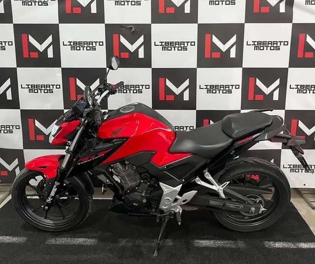 Moto Honda CB 300F Twister 2024 (ABS)