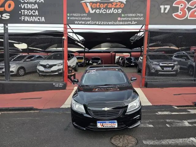 Carro Chevrolet Onix 2015 1.0 LS SPE/4