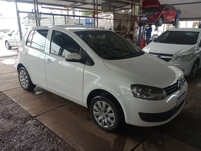 Carro Volkswagen Fox 2013 1.6 VHT (Flex)