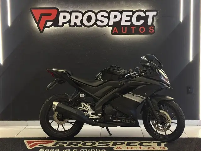 Moto Yamaha YZF R15 2024 ABS