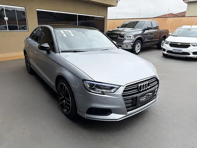 Carro Audi A3 Sportback 2018 1.4 Ambiente TFSI S Tronic