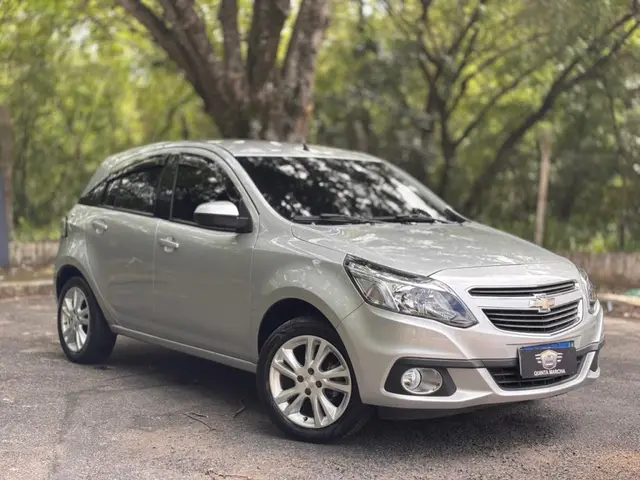 Carro Chevrolet Agile 2014 LTZ 1.4 8V (Flex)