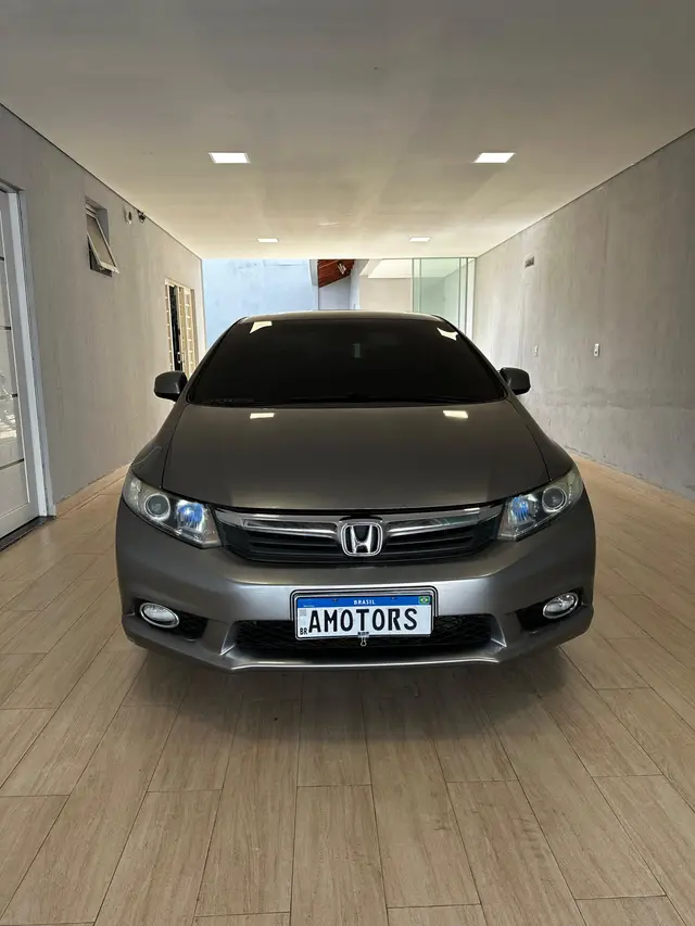 Carro Honda Civic 2016 LXS 1.8 i-VTEC (Flex)