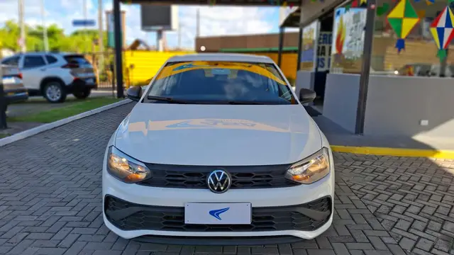 Carro Volkswagen Polo 2023 Track 1.0 Flex 12V 5p