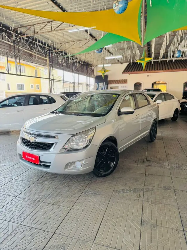 Carro Chevrolet Cobalt 2015 LT 1.4 8V (Flex)