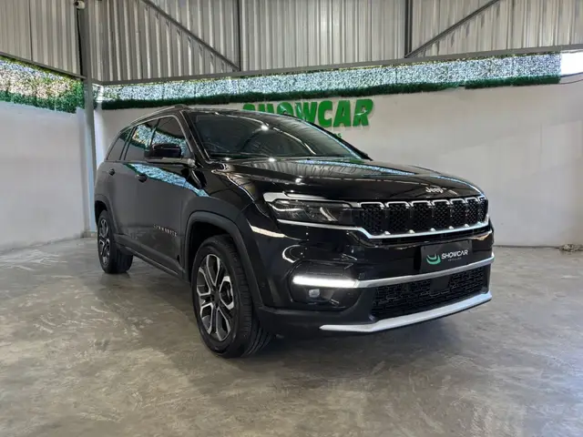 Carro Jeep Commander 2023 Limited 1.3 T270