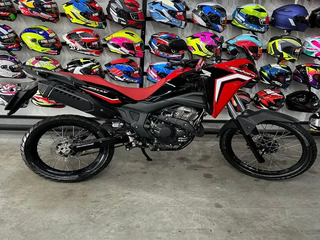 Moto Honda XRE 300 2024 Rally
