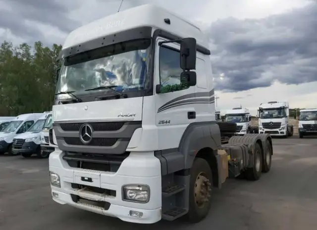 Carro Mercedes-Benz Axor 2022 2544 S/36 6x2 E5