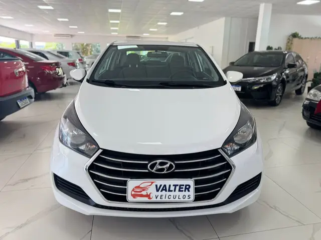 Carro Hyundai HB20S 2018 1.6 Comfort Plus (Flex)
