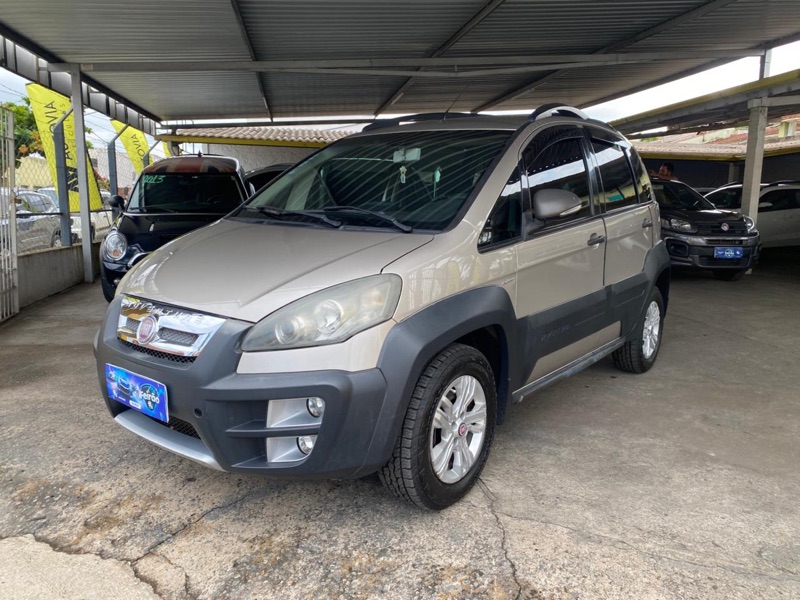 Fiat Idea Adventure 1.8 16V E.TorQ (Flex)