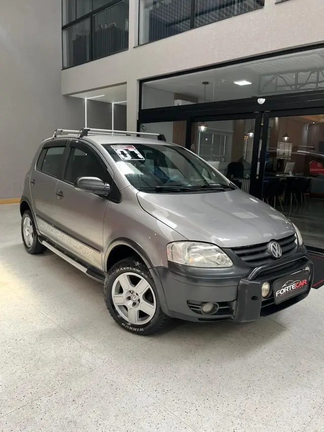 Carro Volkswagen CrossFox 2007 1.6 (Flex)