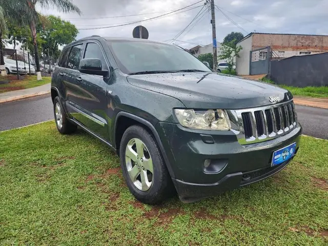 Carro Jeep Grand Cherokee 2011 Laredo 3.6 (aut)