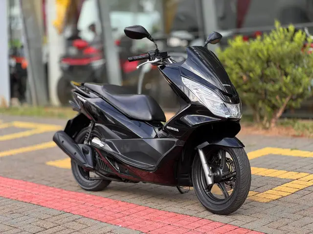 Moto Honda PCX 150 2016 DLX