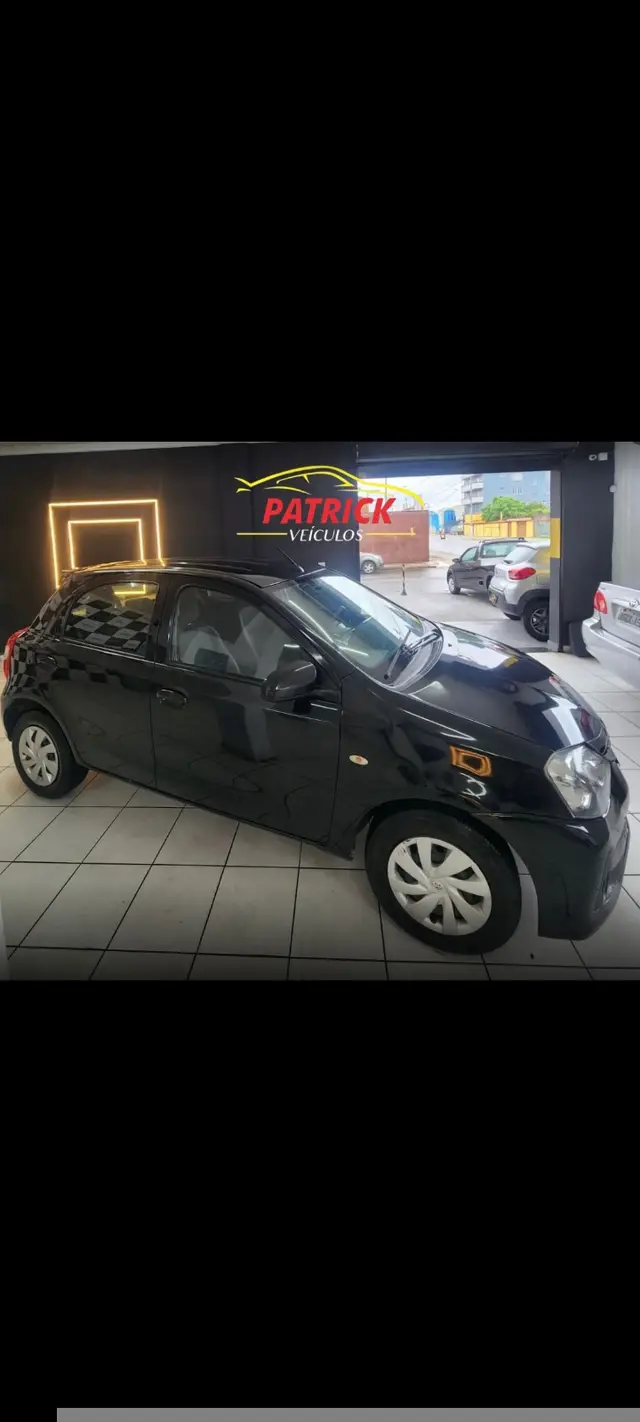 Carro Toyota Etios 2018 X 1.3 (Flex)