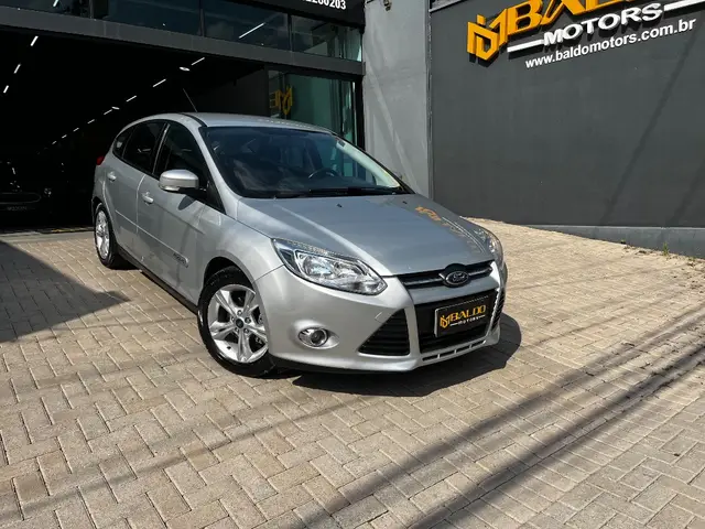 Carro Ford Focus Hatch 2015 S 1.6 16V TiVCT PowerShift