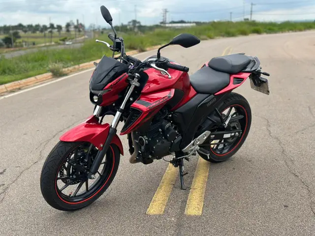 Moto Yamaha Fazer FZ25 2025 Connected