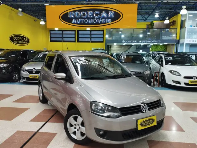 Carro Volkswagen Fox 2012 1.0 VHT (Flex) 4p