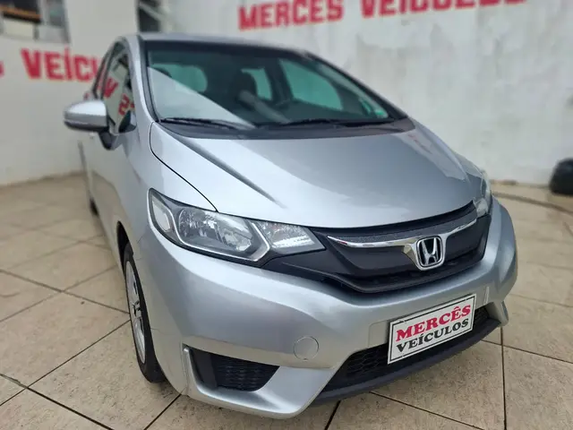 Carro Honda Fit 2016 1.5 16v DX CVT (Flex)
