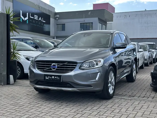Carro Volvo XC60 Momentum 2017 XC 60 T-5 MOMENTUM 2.0 245cv FWD 5p