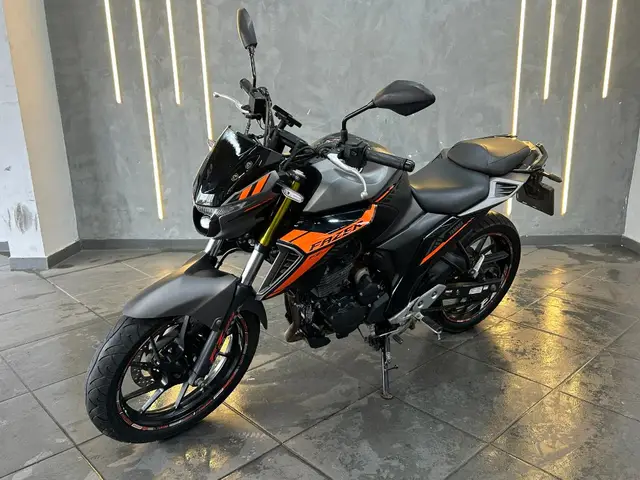 Moto Yamaha Fazer FZ25 2025 Connected