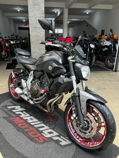 Moto Yamaha MT-07 2016 ABS