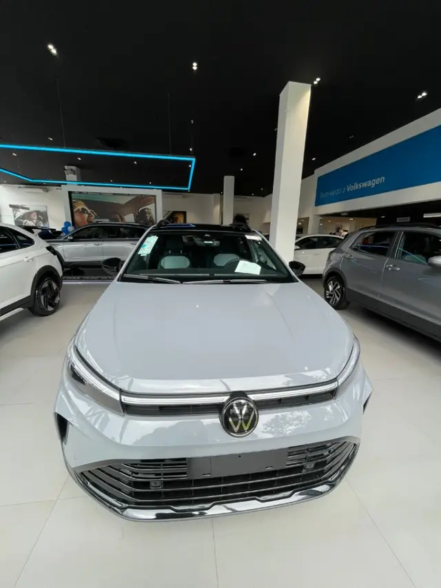 Carro Volkswagen Nivus 2026 Highline 200 TSI