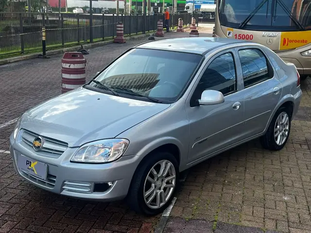 Carro Chevrolet Prisma 2008 Joy 1.4 (Flex)