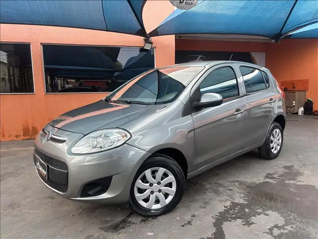 Carro Fiat Palio 2014 Attractive 1.4 8V (Flex)