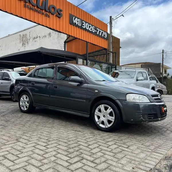 Carro Chevrolet Astra Sedan 2005 Comfort 2.0 (Flex)