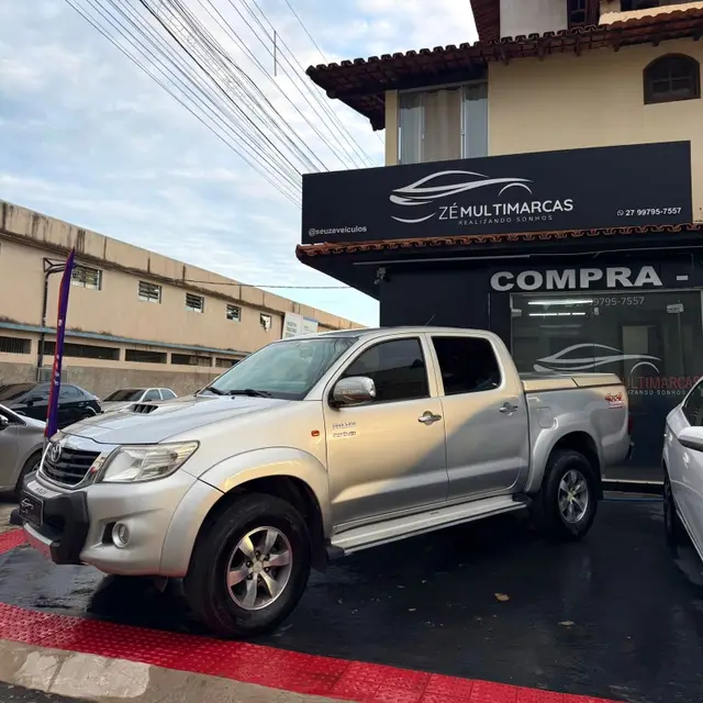 Carro Toyota Hilux Cabine Dupla 2012 Hilux 3.0 TDI 4x4 CD SR