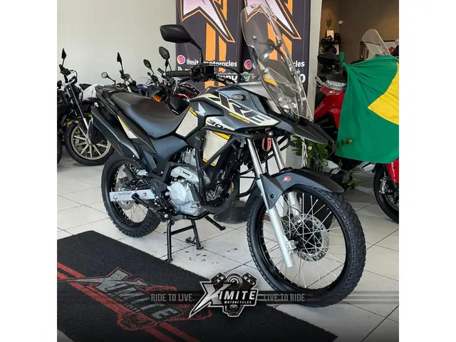 Moto Honda XRE 300 2023 Adventure