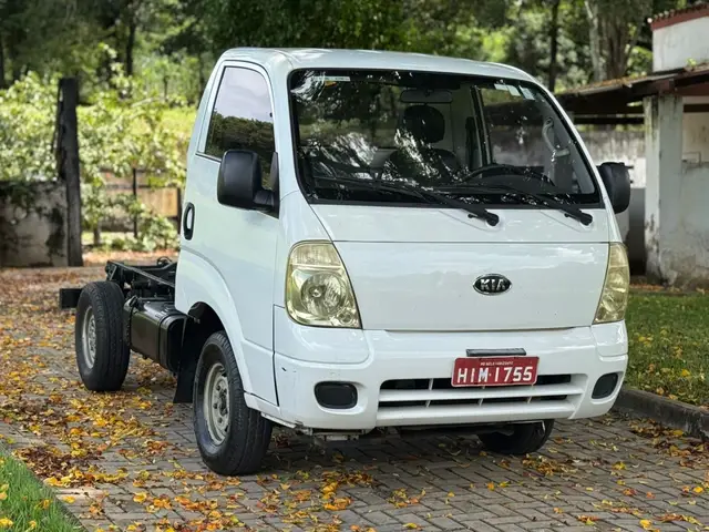 Carro Kia Bongo 2011 2.5 DLX 4X2 c simples RD TURBO