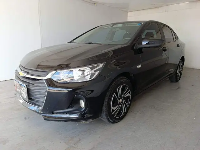 Carro Chevrolet Onix Plus 2024 LT 1.0