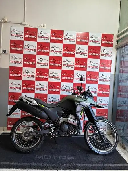 Moto Yamaha XTZ 250 Lander 2025 Connected