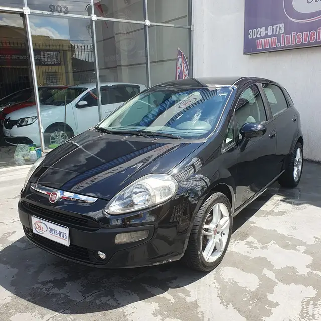 Carro Fiat Punto 2013 Attractive 1.4 (Flex)
