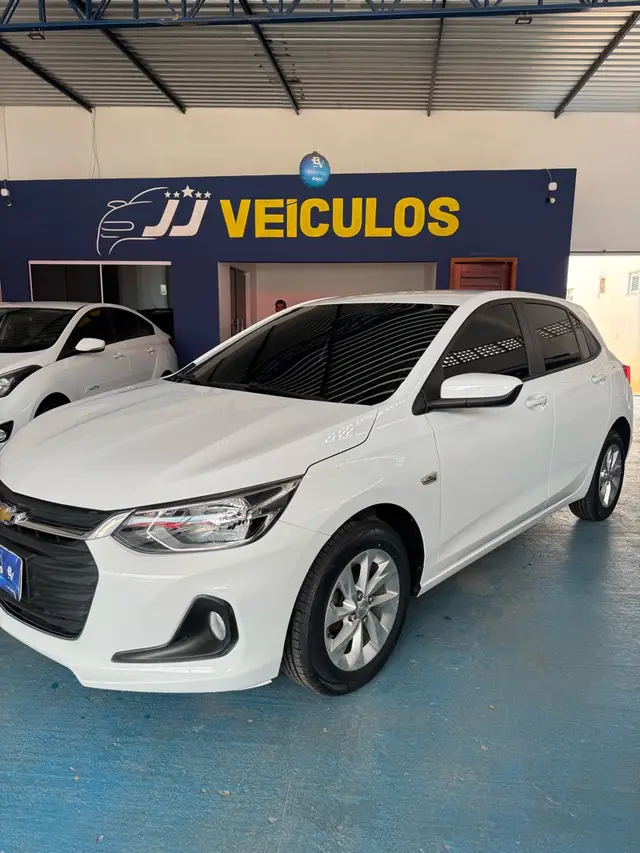 Carro Chevrolet Onix 2022 LT II 1.0 (Flex)