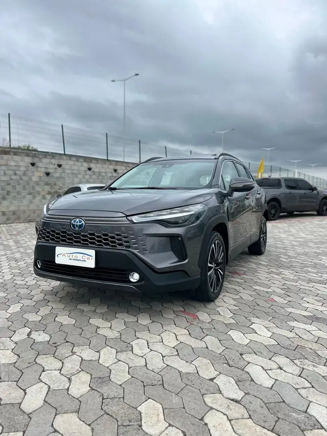 Carro Toyota Corolla Cross 2025 XRX Hybrid 1.8