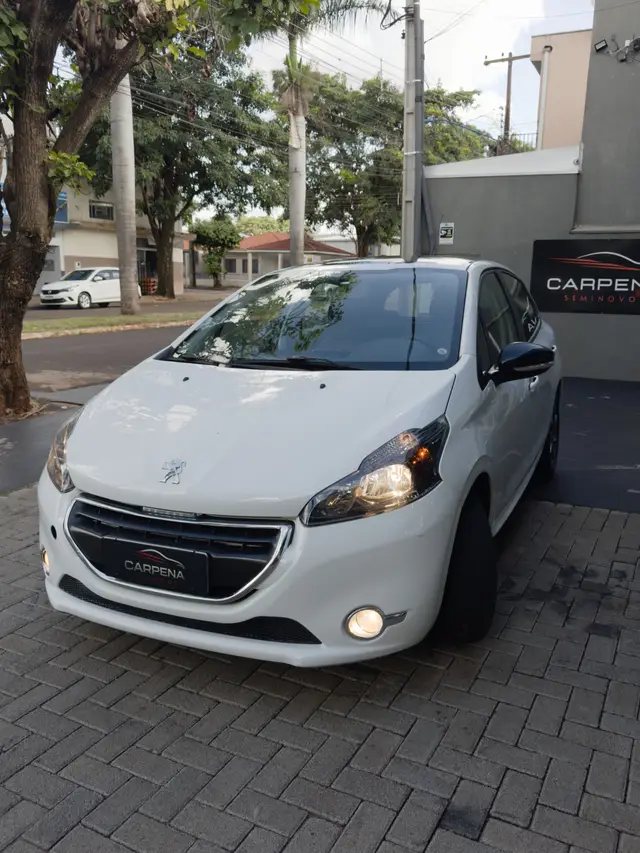 Carro Peugeot 208 2014 Allure 1.5 8V (Flex)