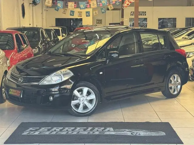 Carro Nissan Tiida 2012 SL 1.8 (flex) (aut)