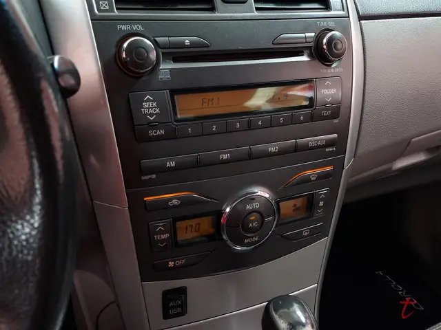 Carro Toyota Corolla 2013 2.0 XEi Multi-Drive S (Flex)