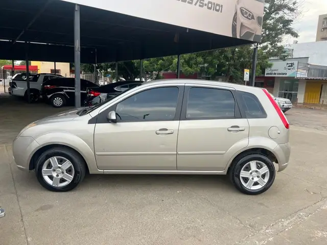 Carro Ford Fiesta Hatch 2009 1.6 (Flex)