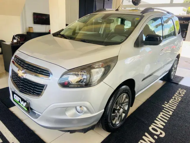 Carro Chevrolet Spin 2018 Advantage 5S 1.8 (Flex) (Aut)