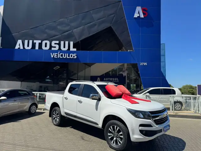 Carro Chevrolet S10 Cabine Dupla 2019 S10 2.5 ECOTEC SIDI Advantage 4x2 (Cabine Dupla)