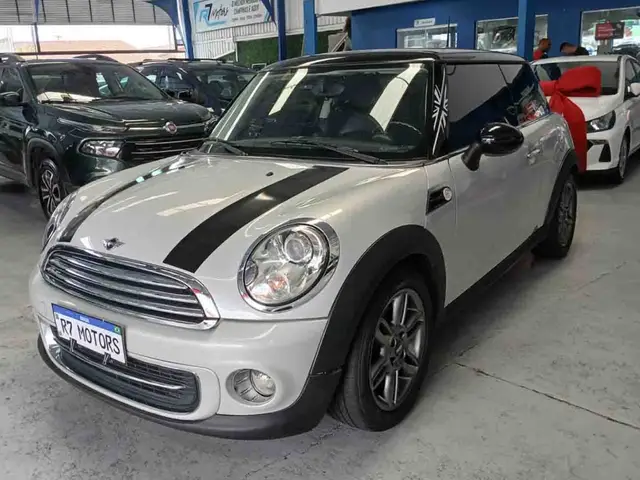 Carro MINI Cooper 2012 Chilli 1.6 16V (aut)