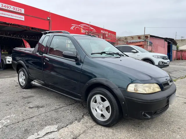 Carro Fiat Strada 2002 LX 1.6 16V (nova série) (Cabine Estendida)