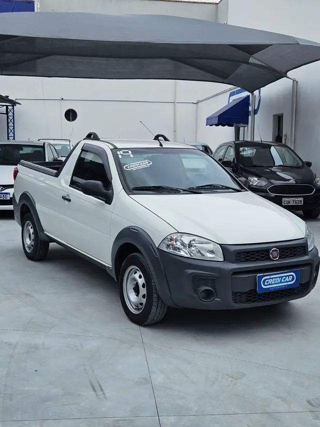 Carro Fiat Strada 2019 Working 1.4 (Flex)
